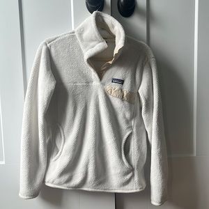 White Patagonia Fleece (M)